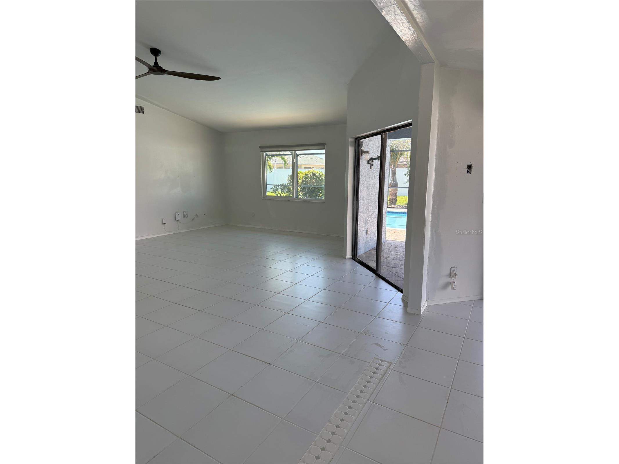 32 NE 13th Place Cape Coral FL 33909 TB8469141 image2