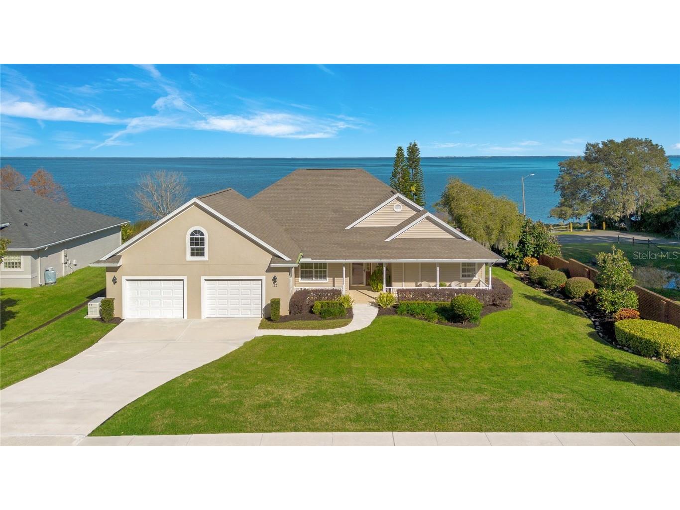 32 Oakland Pointe Circle Oakland FL 34760 - LAKE APOPKA O6168428 image1