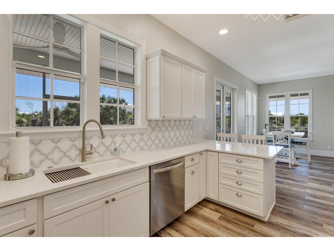 32 Palm Drive Placida FL 33946 A4648980 image10