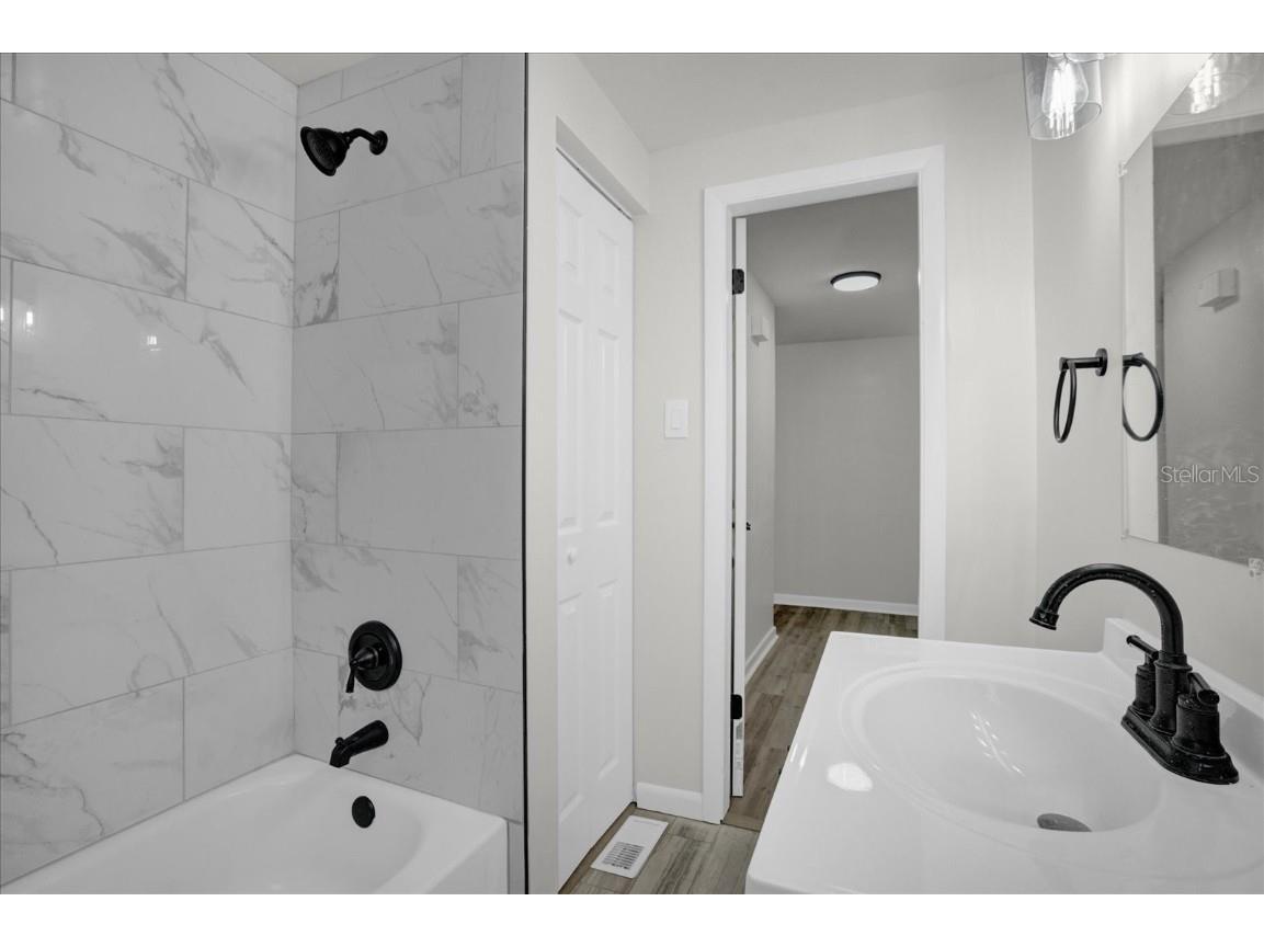 32 Virginia Avenue Deland FL 32724 O6358552 image20