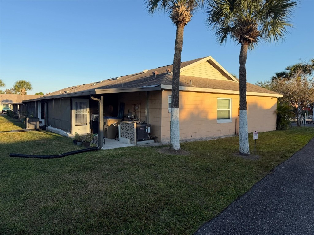 32 W Country Cove Way #32 Kissimmee FL 34743 S5138724 image4