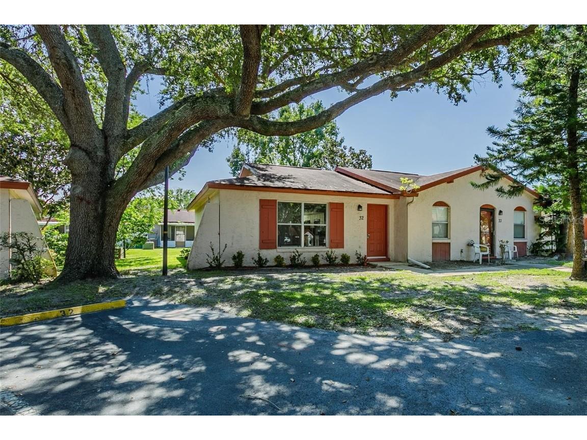 32 W Marbrisa Way Kissimmee FL 34743 R4907488 image1