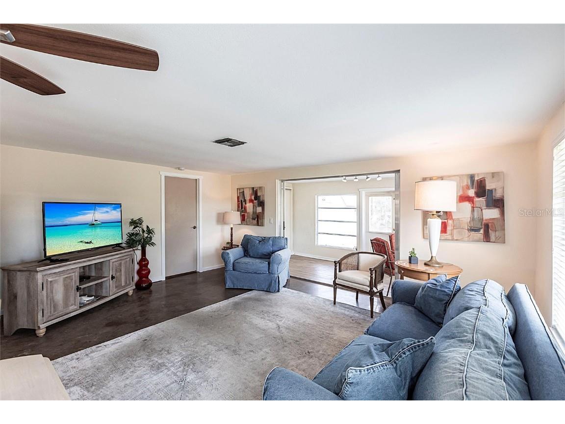 320 & 324 W Ann Street Punta Gorda FL 33950 C7509523 image4