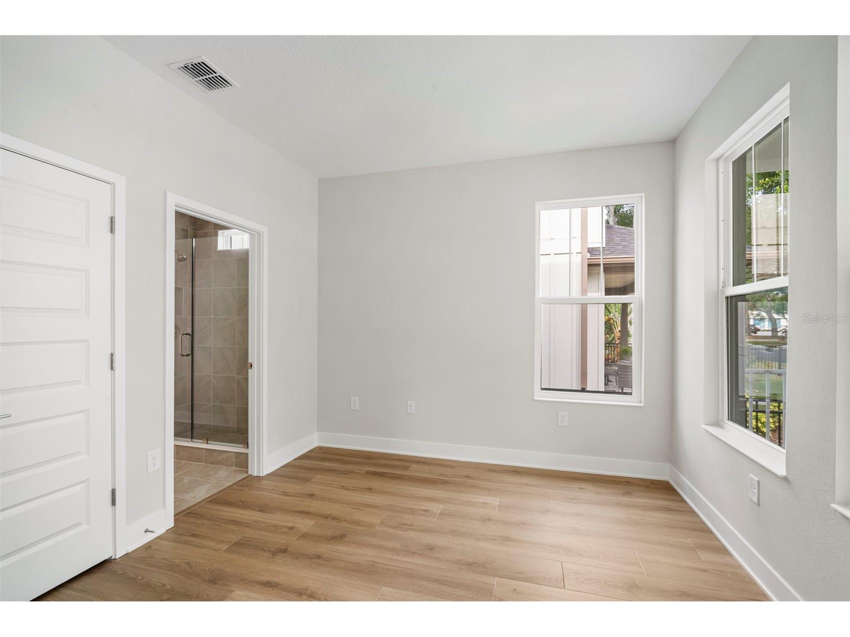 320 43rd Avenue N Saint Petersburg FL 33703 TB8464660 image10