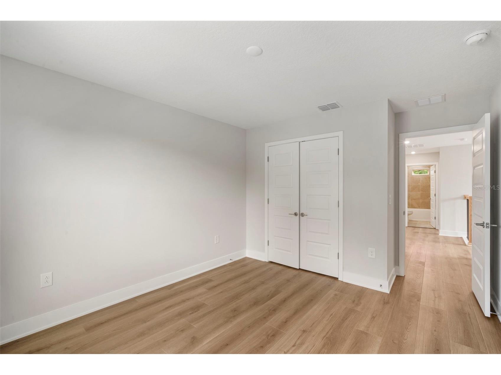 320 43rd Avenue N Saint Petersburg FL 33703 TB8464660 image18