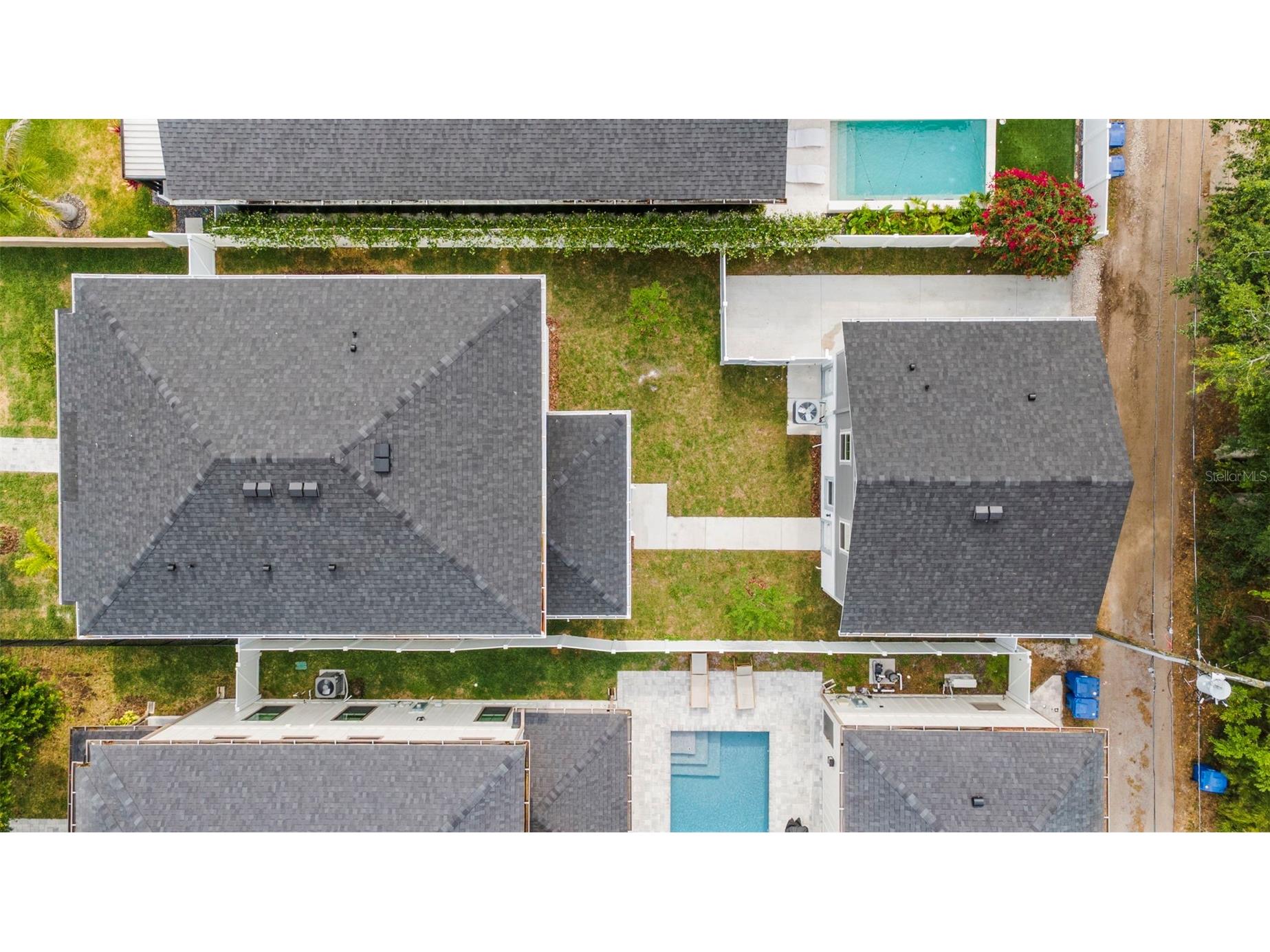 320 43rd Avenue N Saint Petersburg FL 33703 TB8464660 image2