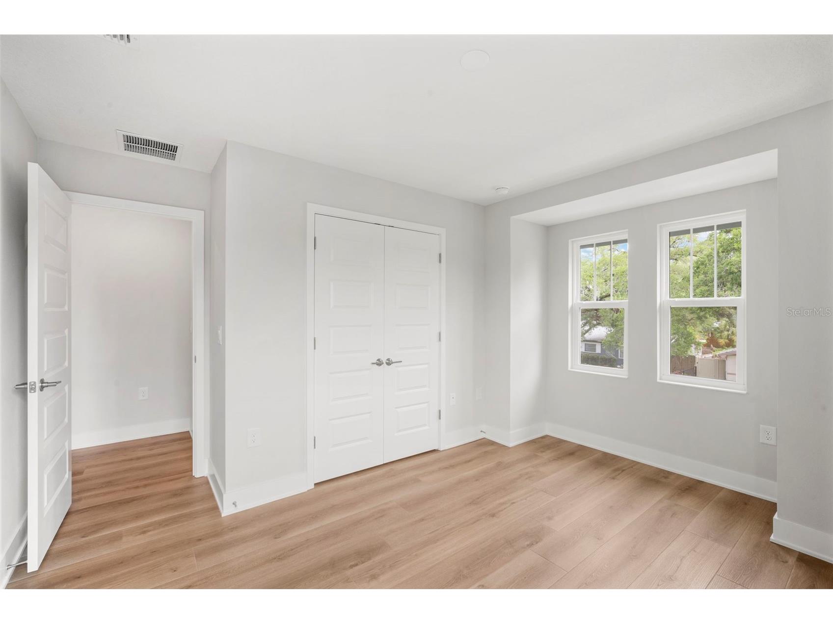 320 43rd Avenue N Saint Petersburg FL 33703 TB8464660 image20