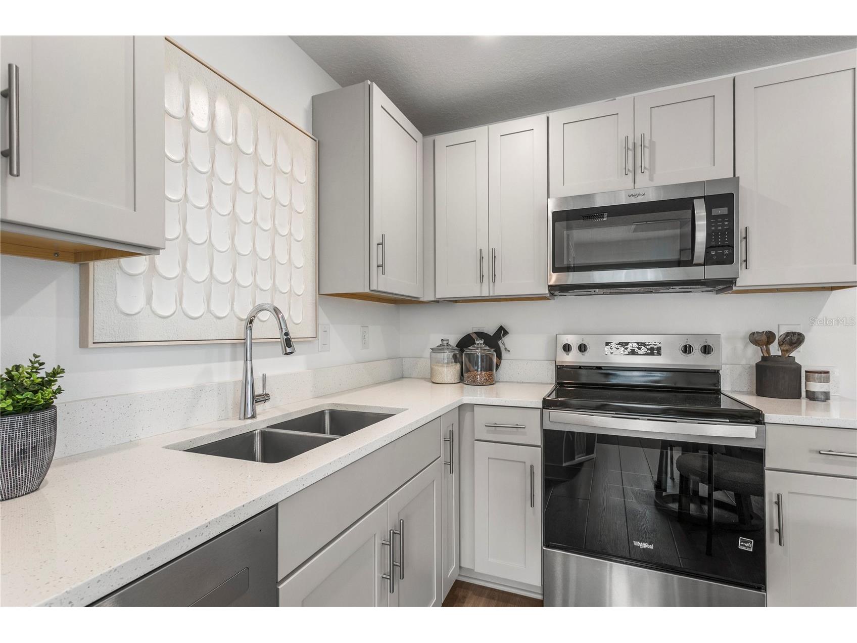 320 43rd Avenue N Saint Petersburg FL 33703 TB8464660 image24