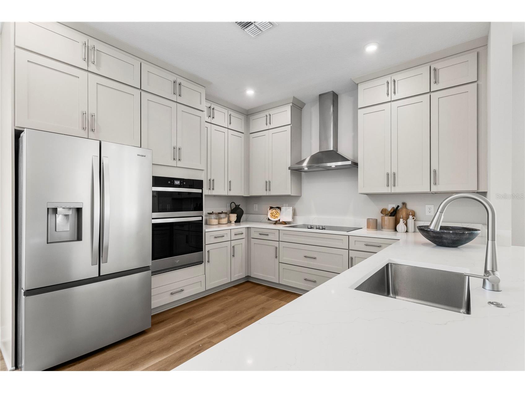 320 43rd Avenue N Saint Petersburg FL 33703 TB8464660 image4