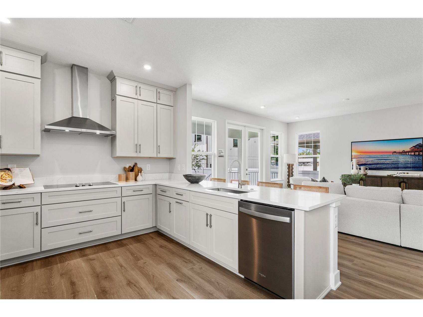 320 43rd Avenue N Saint Petersburg FL 33703 TB8464660 image6