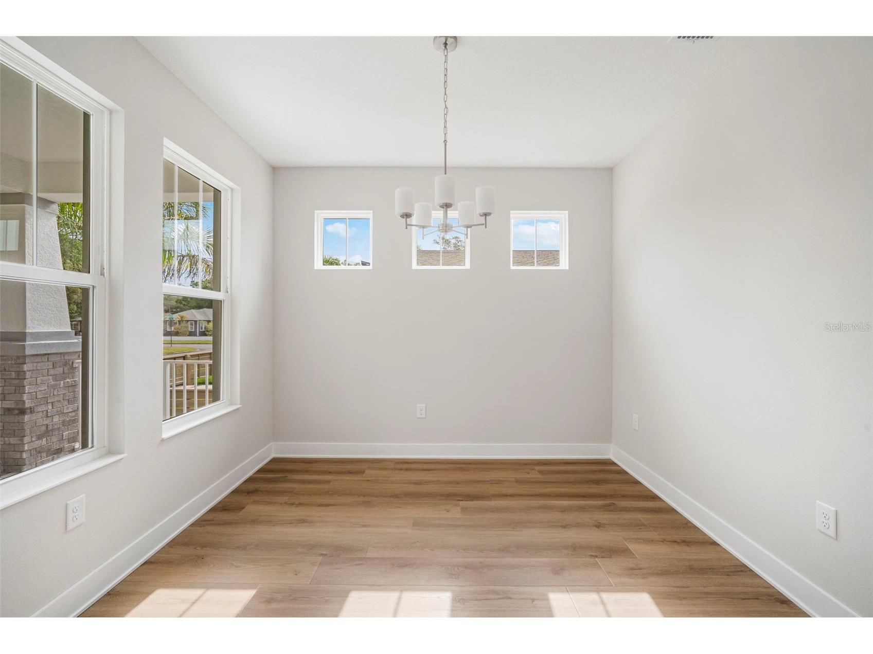 320 43rd Avenue N Saint Petersburg FL 33703 TB8464660 image9