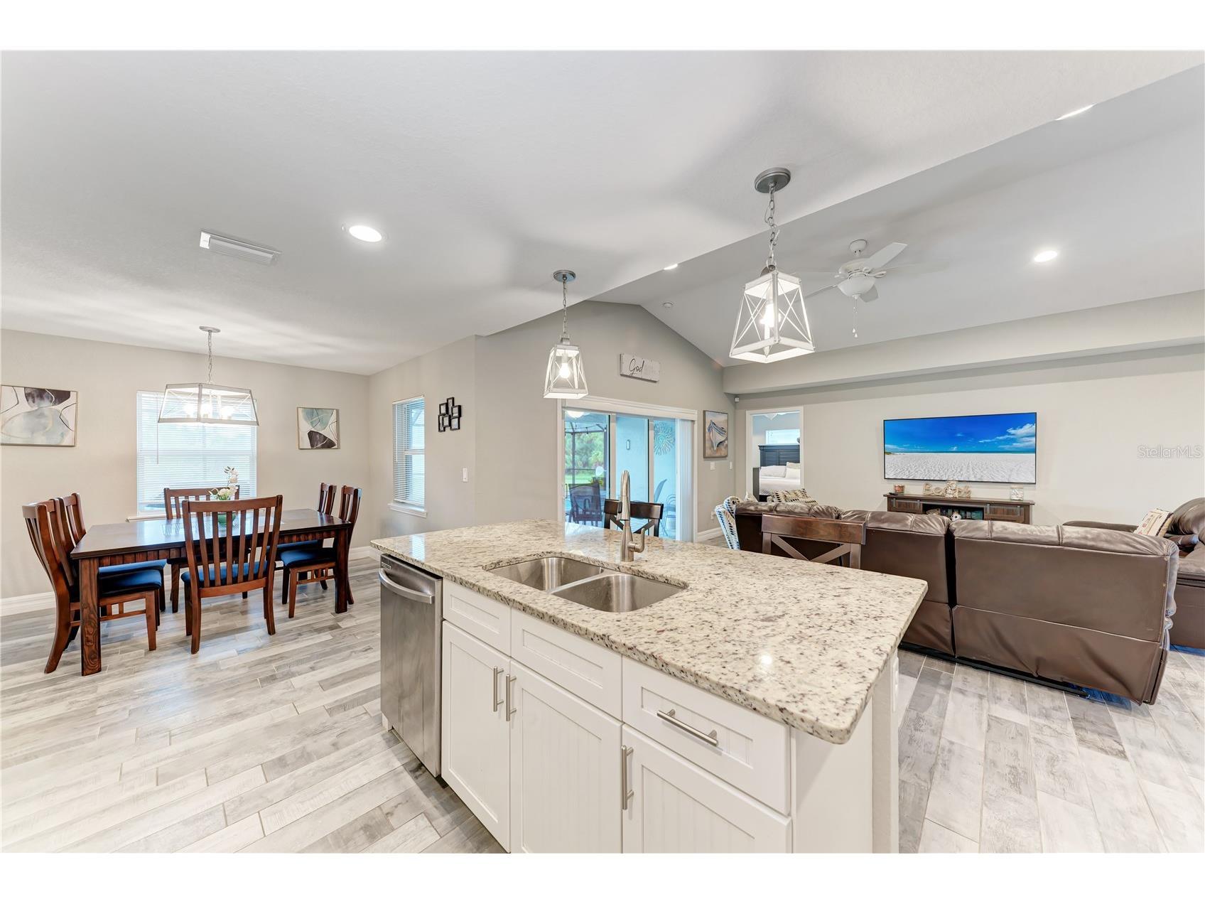 320 Albatross Road Rotonda West FL 33947 A4662783 image14