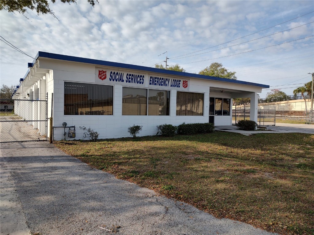 320 Martin Luther King Boulevard NW Winter Haven FL 33881 OM674556 image1