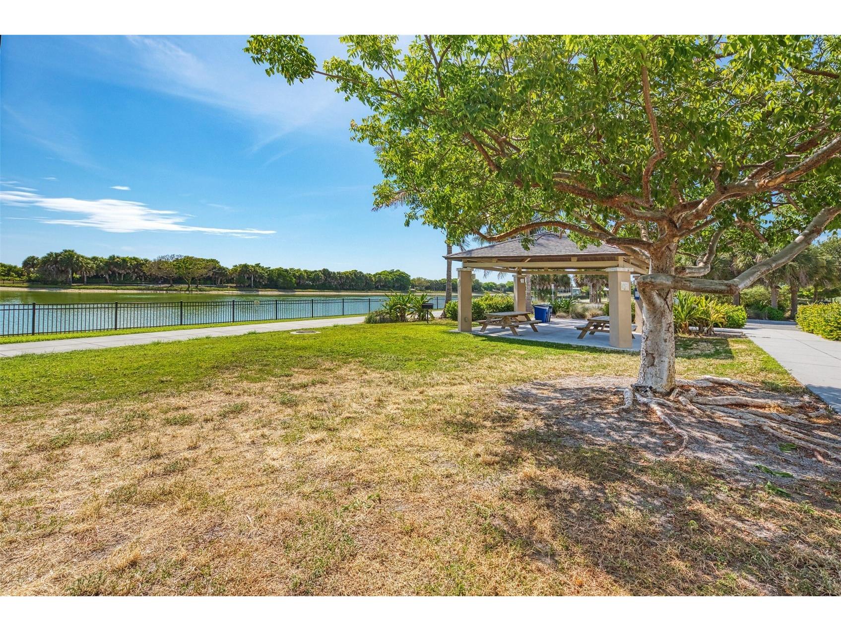 320 Base Avenue E #224 Venice FL 34285 N6143146 image58