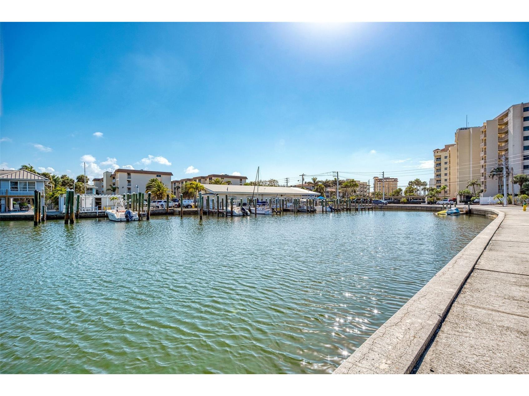320 Base Avenue E #224 Venice FL 34285 N6143146 image73