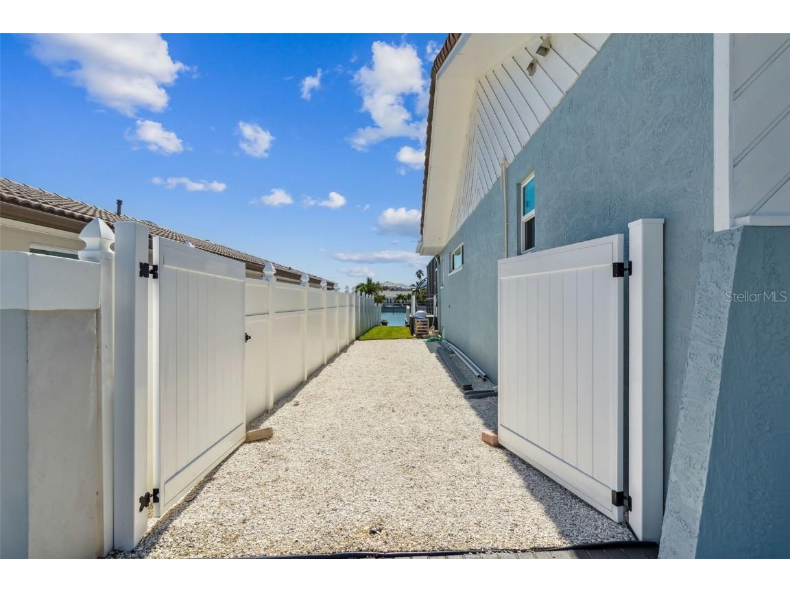 320 Belle Isle Avenue Belleair Beach FL 33786 TB8440328 image62