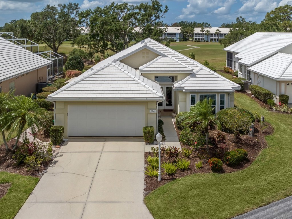 320 Bermuda Court #10 Venice FL 34293 N6126082 image1