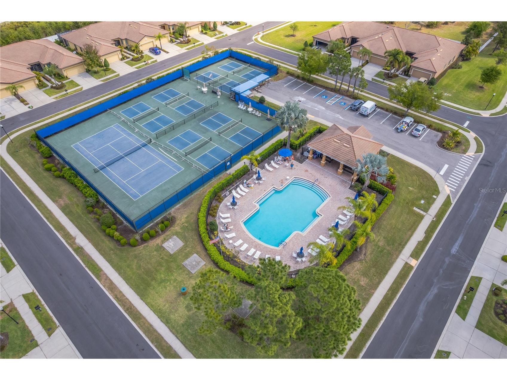 320 Bluewater Falls Court Apollo Beach FL 33572 TB8489848 image32