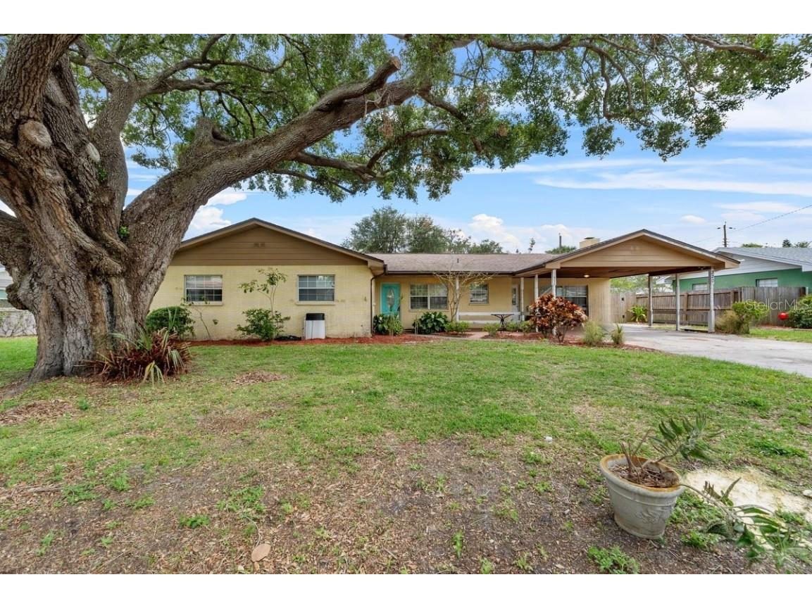 320 Boger Boulevard S Lakeland FL 33803 P4934951 image1