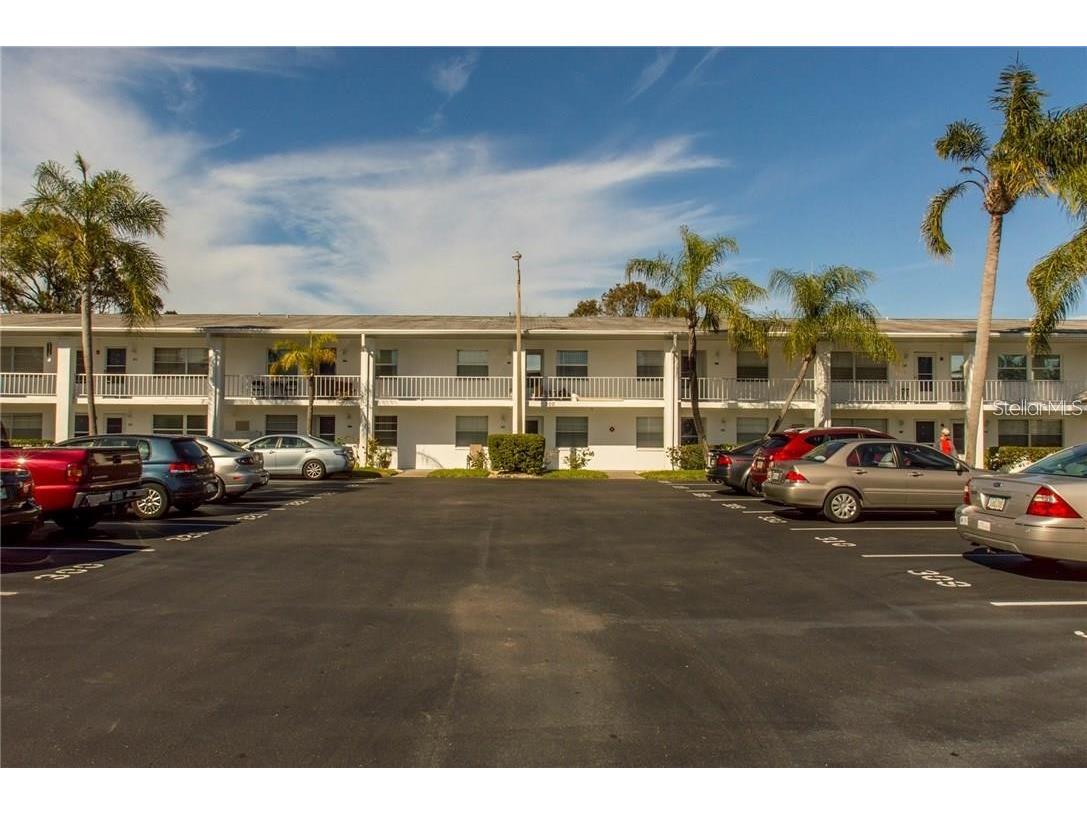 320 Brandy Wine Drive #320 Largo FL 33771 U8190300 image1