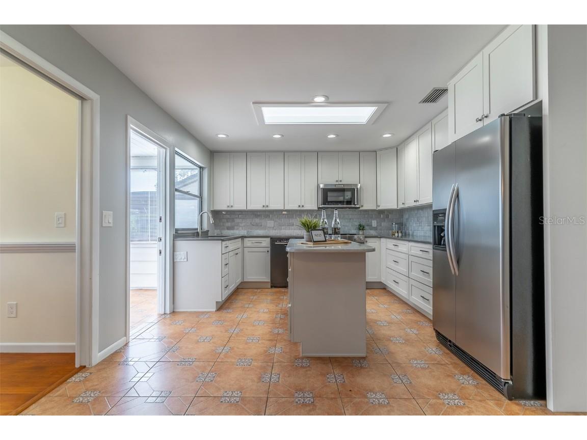 320 Cambridge Drive Longwood FL 32779 O6345249 image5