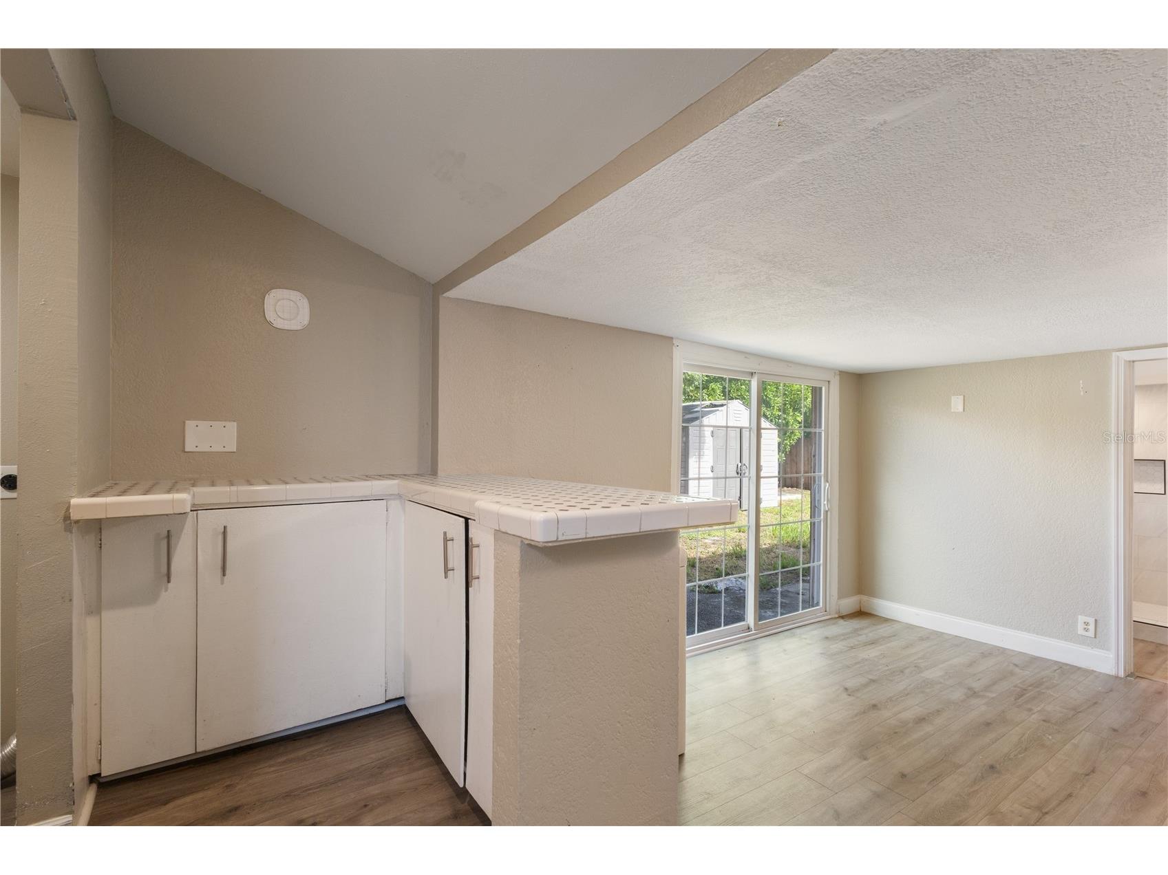 320 E Althea Avenue Tampa FL 33612 TB8531552 image10