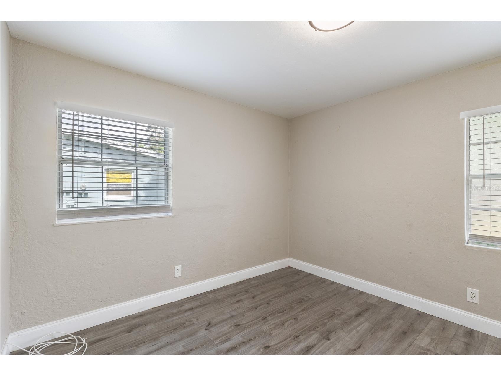 320 E Althea Avenue Tampa FL 33612 TB8531552 image15