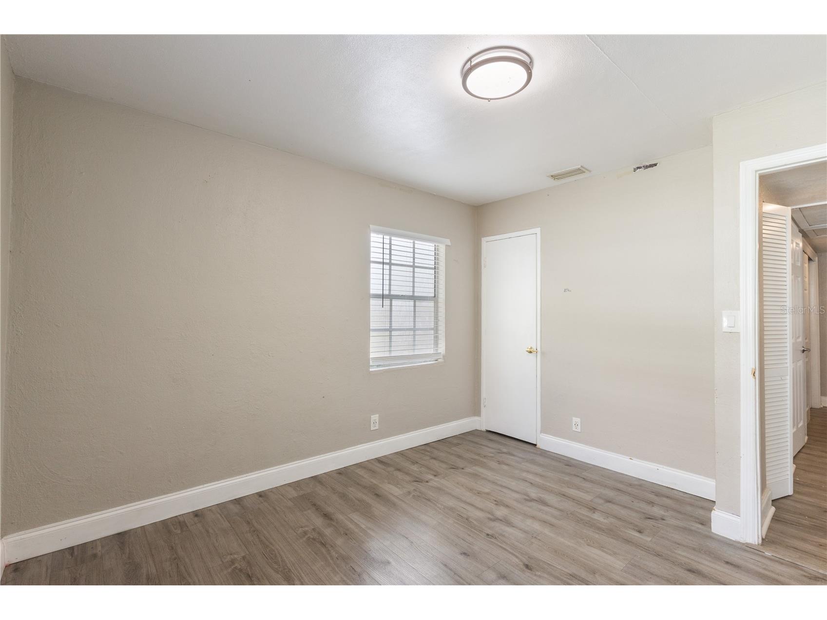 320 E Althea Avenue Tampa FL 33612 TB8531552 image16