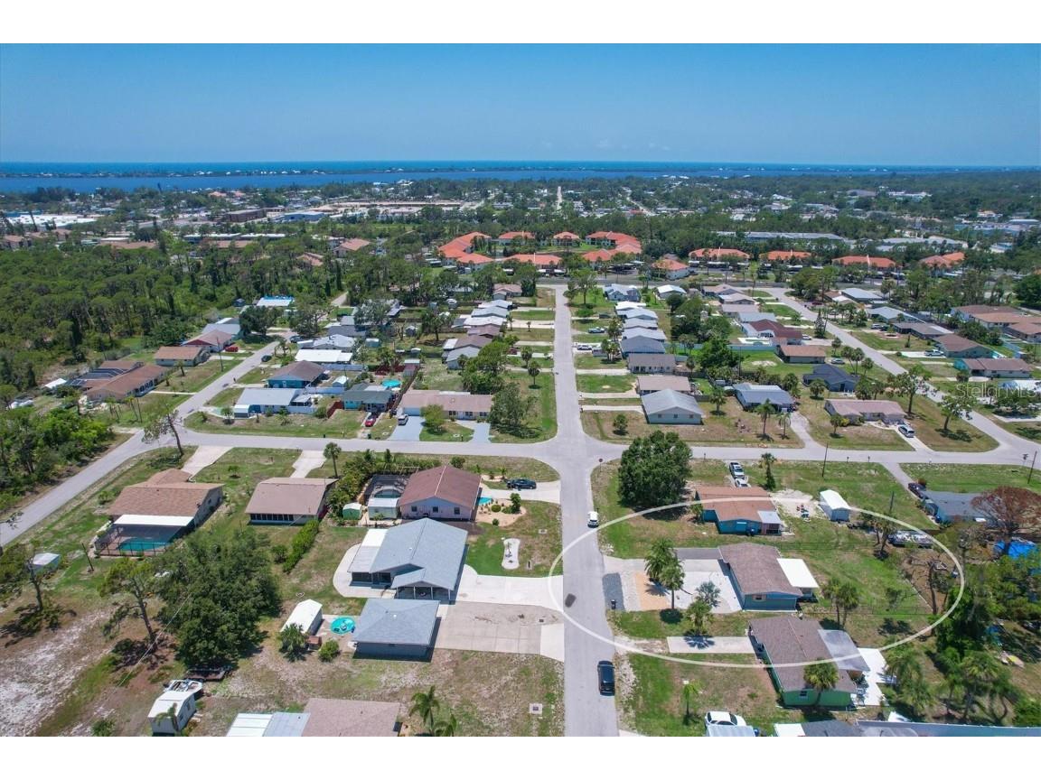 320 E Fray Street Englewood FL 34223 D6134011 image1