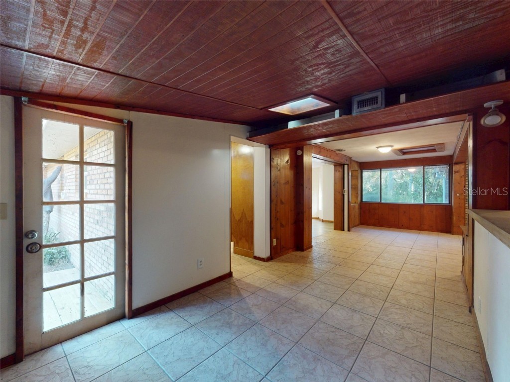 320 Gardenia Avenue Debary FL 32713 V4945921 image13