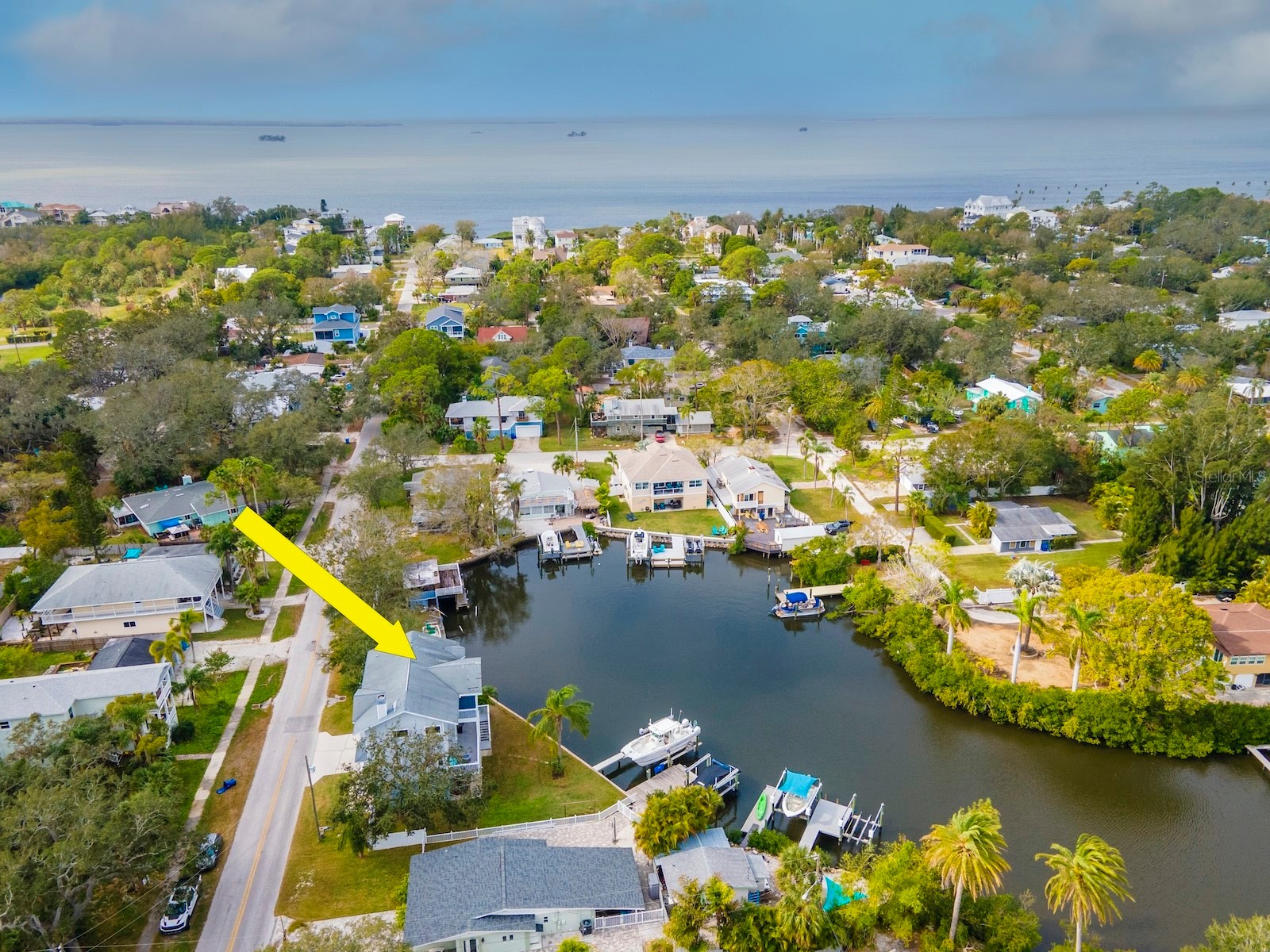 320 Georgia Avenue Crystal Beach FL 34681 TB8461277 image10
