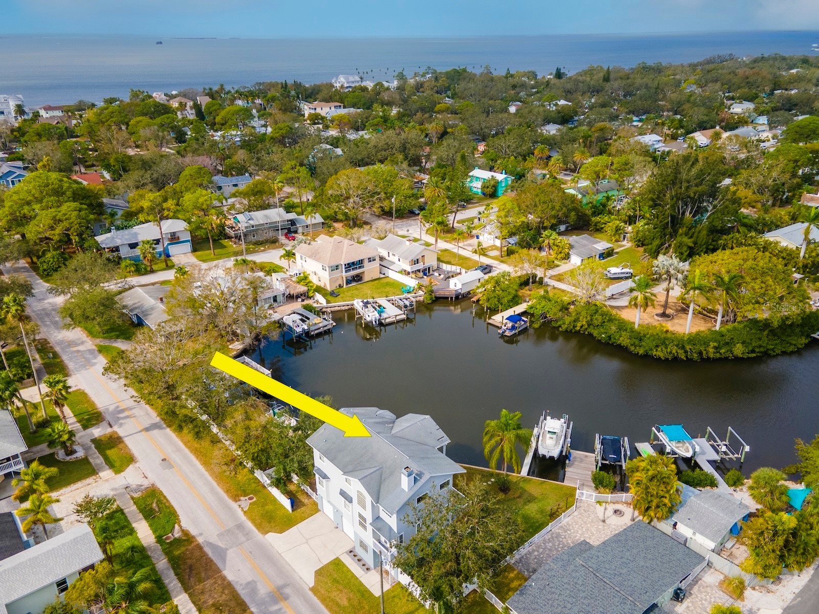 320 Georgia Avenue Crystal Beach FL 34681 TB8461277 image9