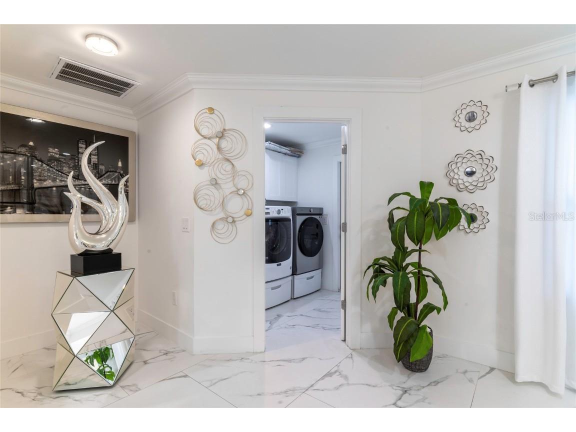 320 Harbor Passage Clearwater Beach FL 33767 TB8433216 image19