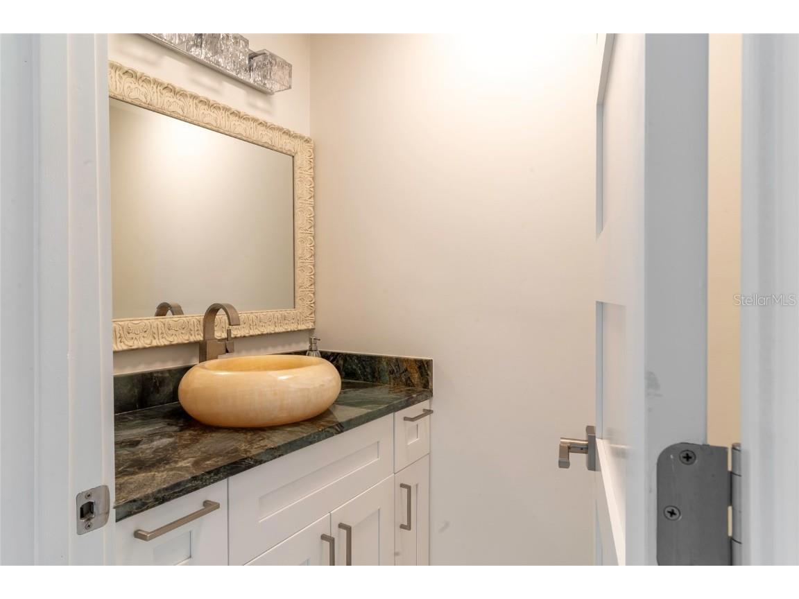 320 Harbor Passage Clearwater Beach FL 33767 TB8433216 image29