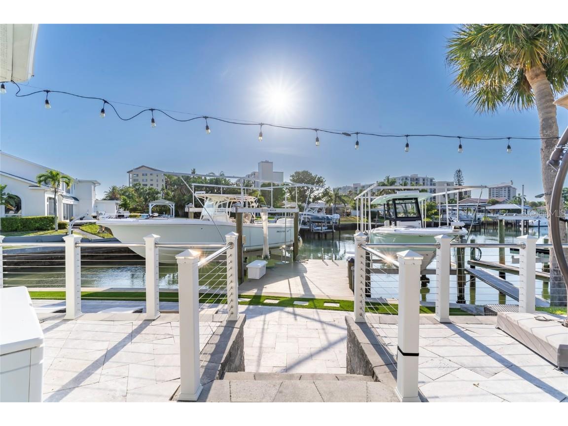 320 Harbor Passage Clearwater Beach FL 33767 TB8433216 image47