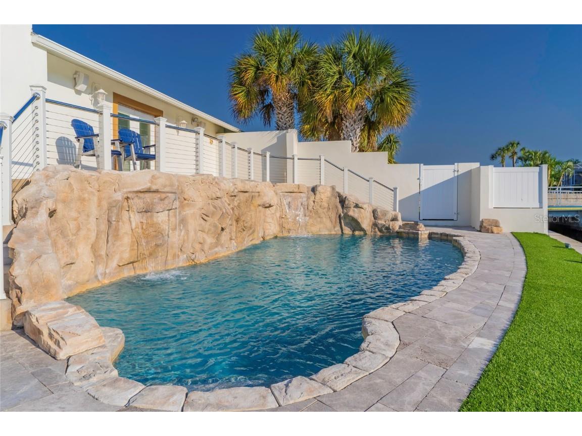 320 Harbor Passage Clearwater Beach FL 33767 TB8433216 image51