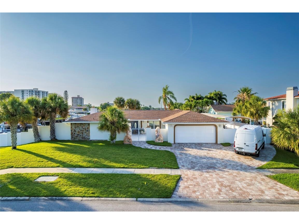 320 Harbor Passage Clearwater Beach FL 33767 TB8433216 image71