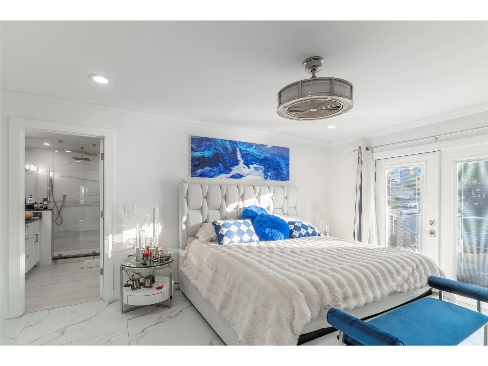 320 Harbor Passage Clearwater Beach FL 33767 TB8473675 image15