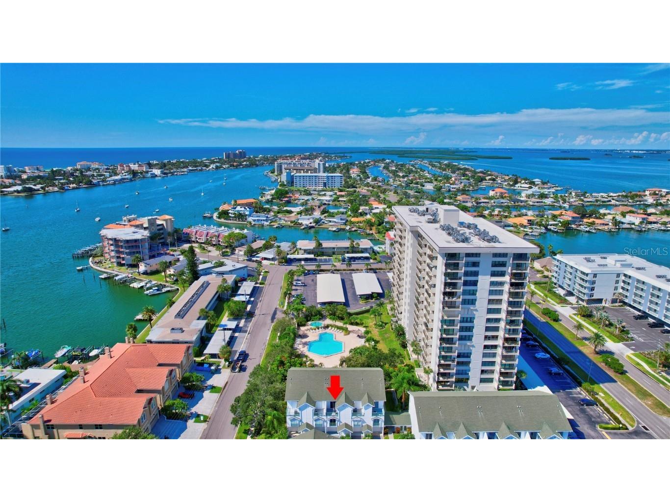 320 Island Way #103 Clearwater FL 33767 U8213302 image1