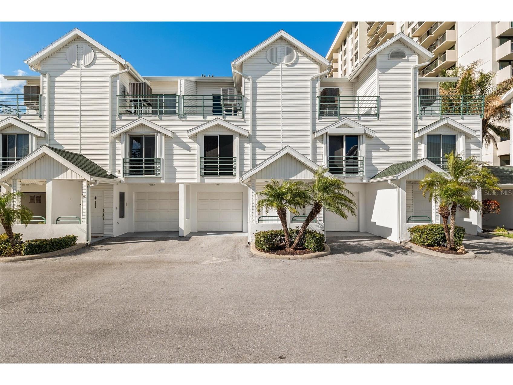 320 Island Way #103 Clearwater FL 33767 TB8482166 image1
