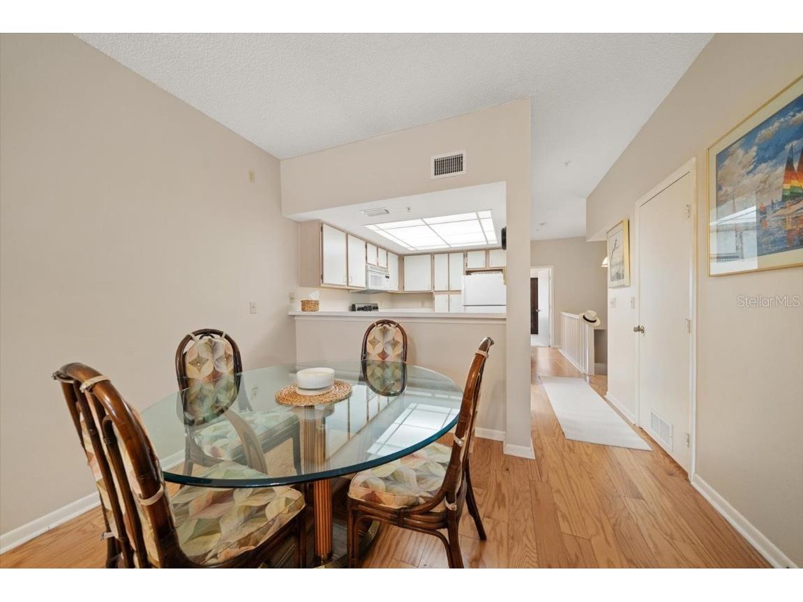 320 Island Way #105 Clearwater Beach FL 33767 TB8439335 image16