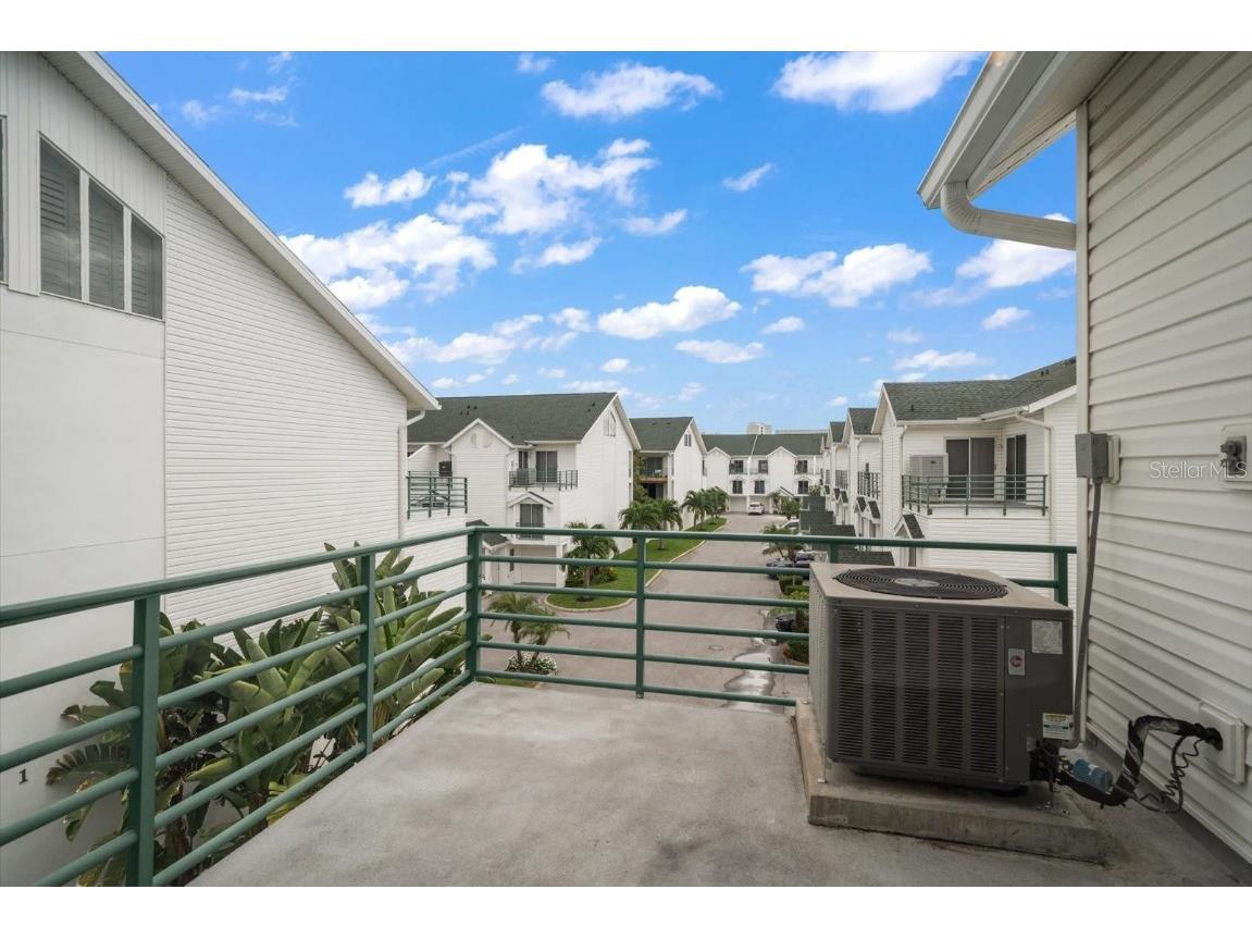 320 Island Way #105 Clearwater Beach FL 33767 TB8439335 image26