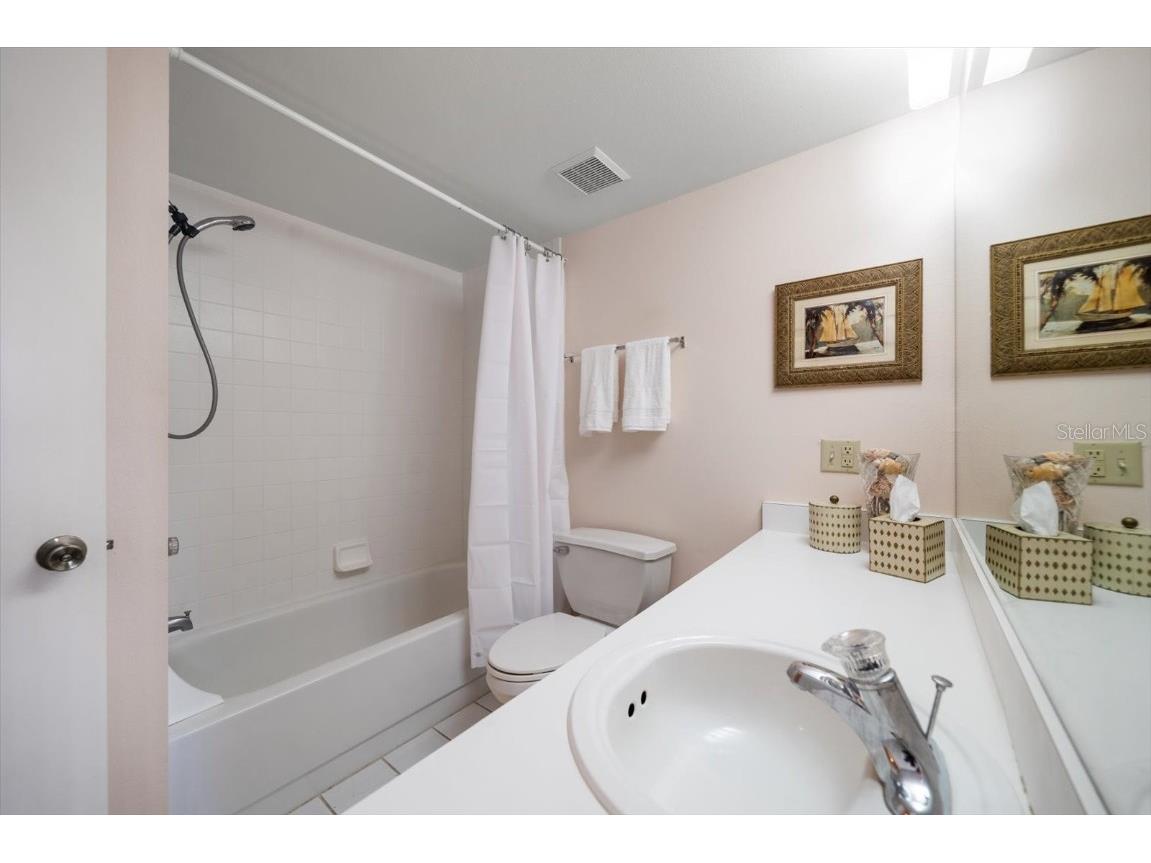 320 Island Way #105 Clearwater Beach FL 33767 TB8439335 image32