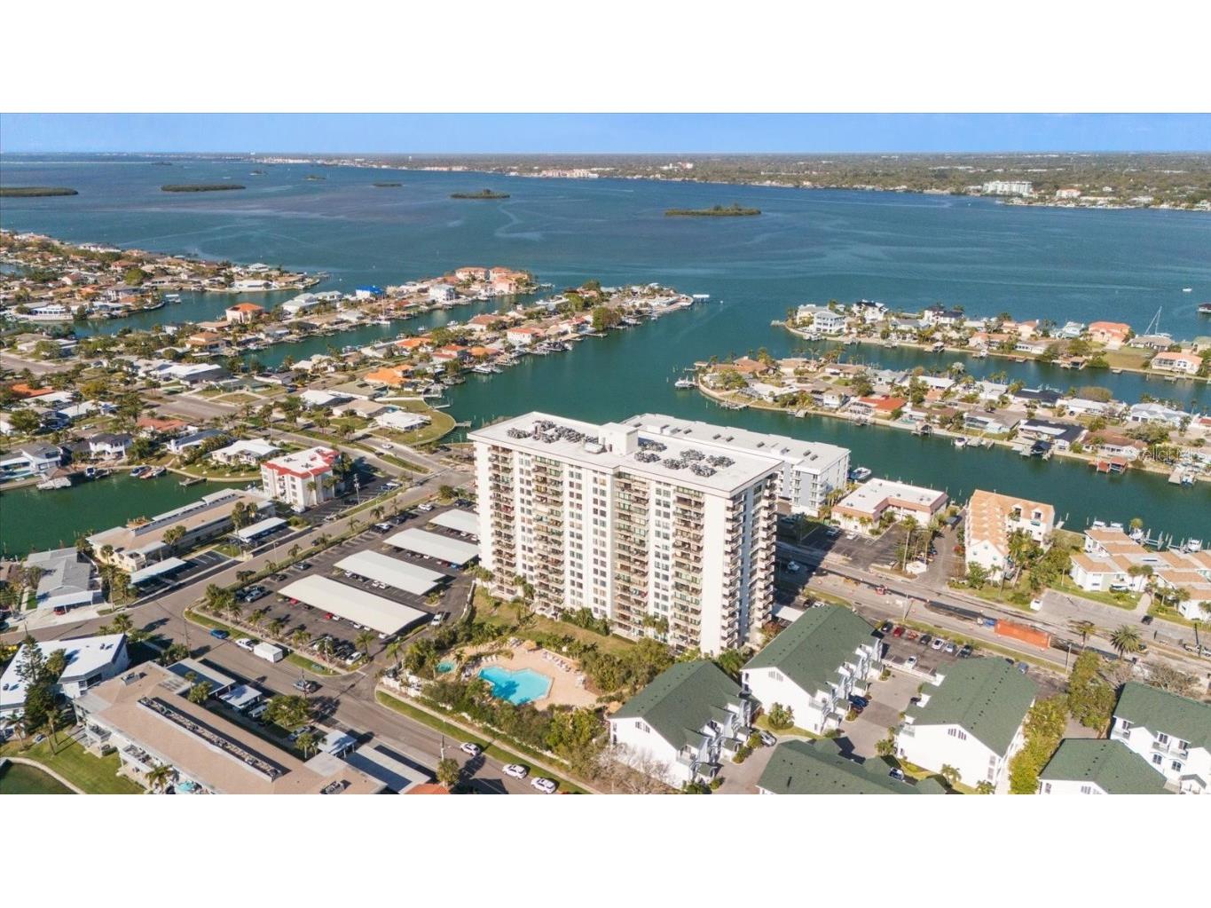 320 Island Way #105 Clearwater Beach FL 33767 TB8439335 image55
