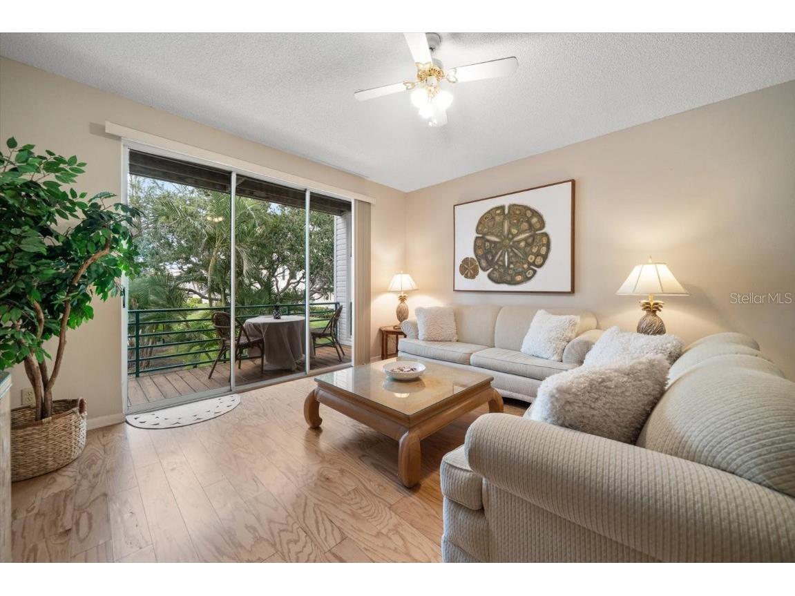 320 Island Way #105 Clearwater Beach FL 33767 TB8439335 image7