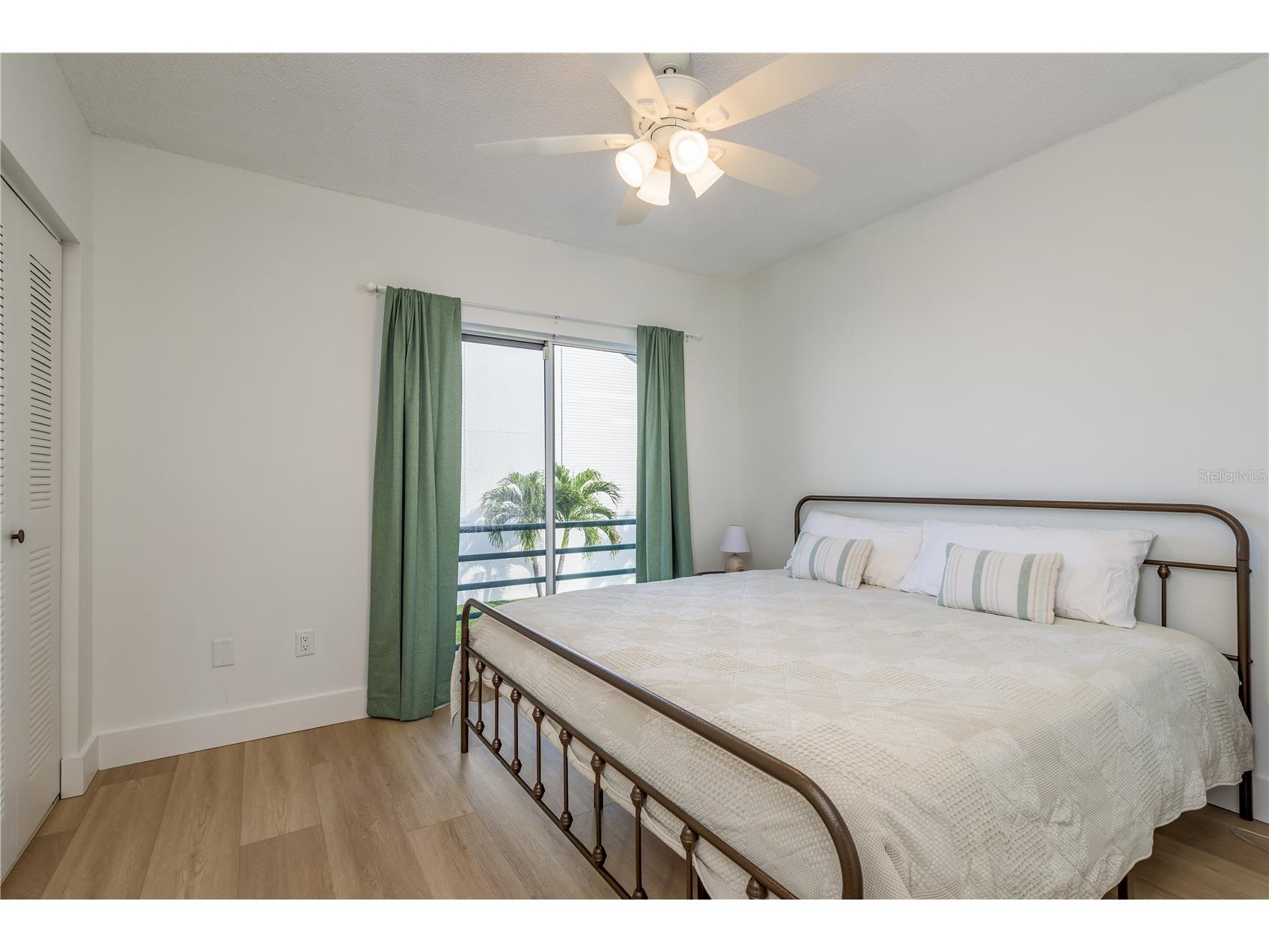 320 Island Way #209 Clearwater Beach FL 33767 TB8473657 image21