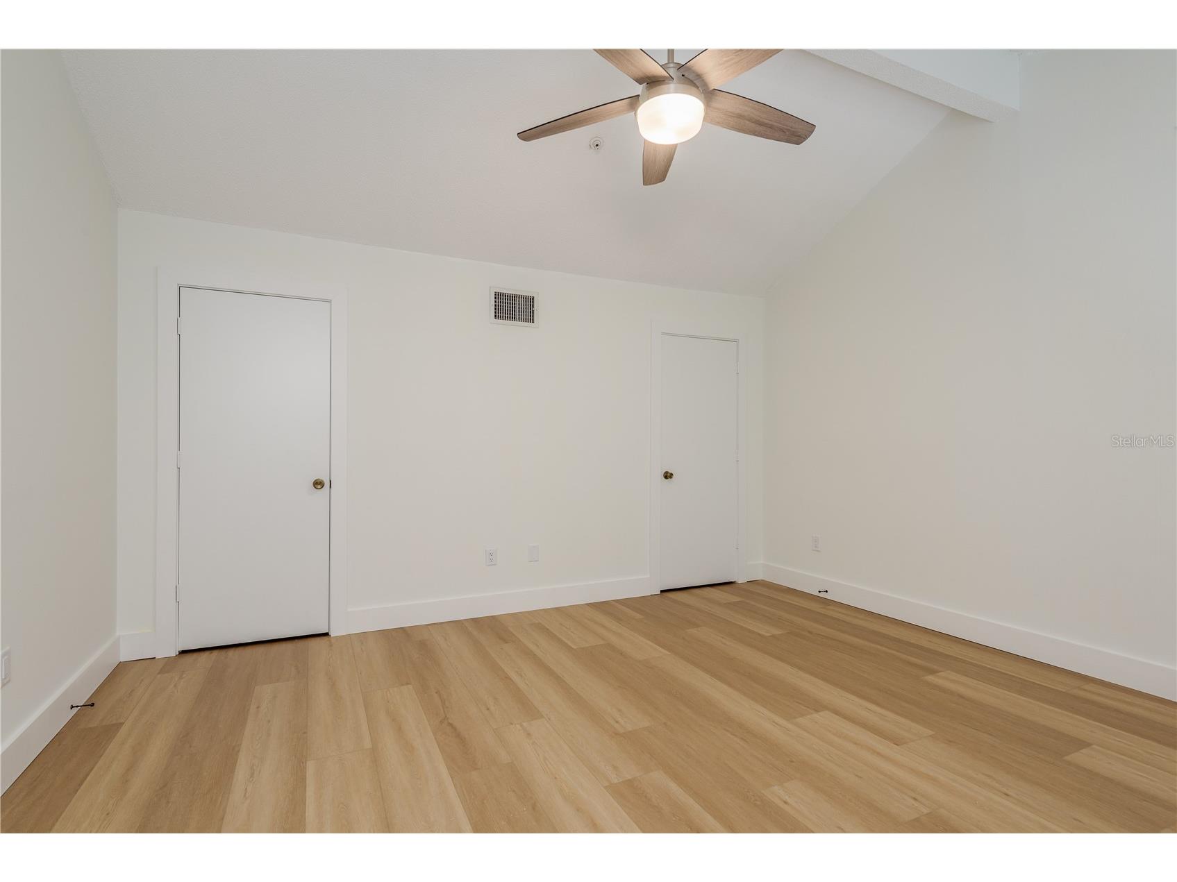 320 Island Way #209 Clearwater Beach FL 33767 TB8473657 image28