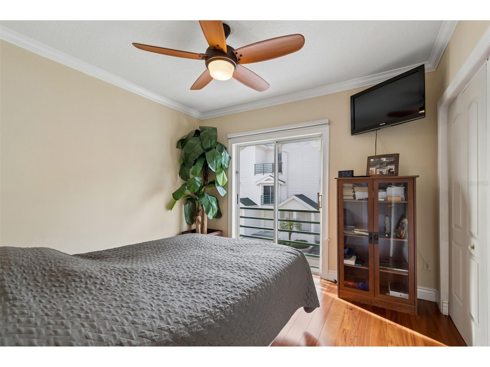320 Island Way #304 Clearwater Beach FL 33767 TB8512455 image17