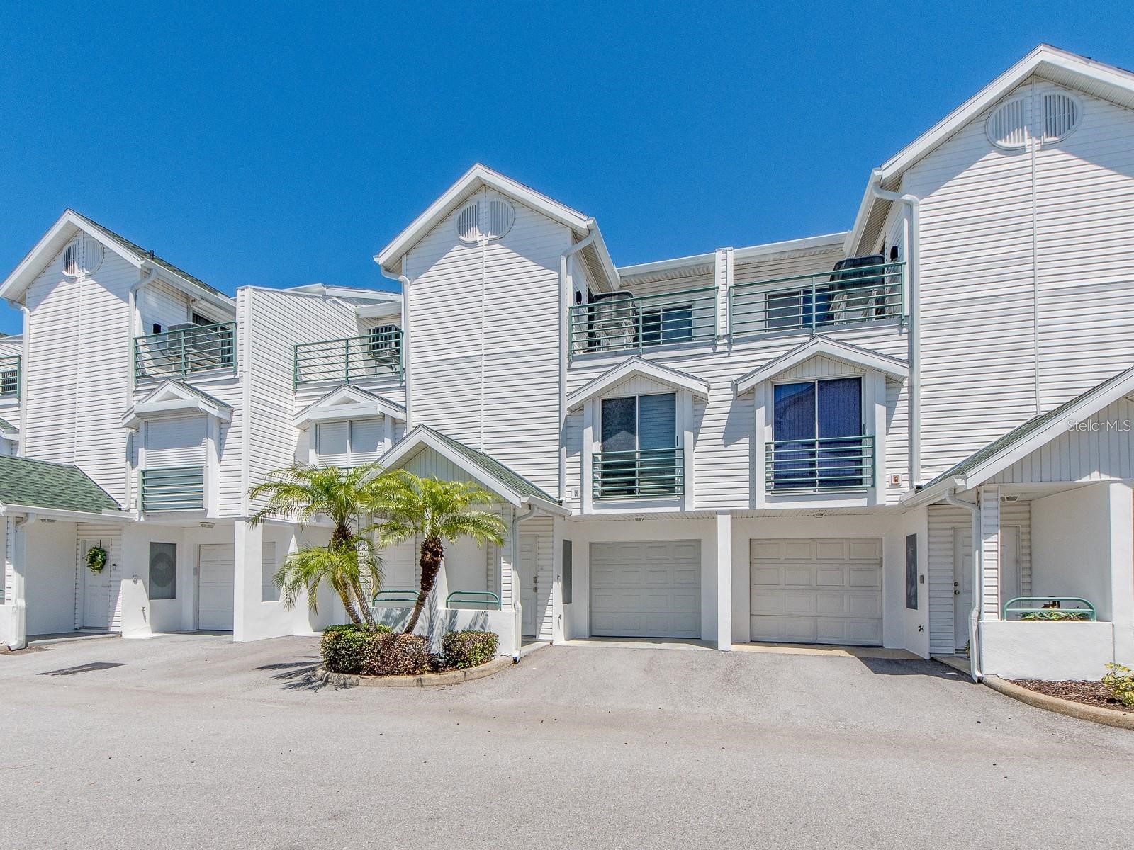320 Island Way #606 Clearwater Beach FL 33767 TB8498418 image1