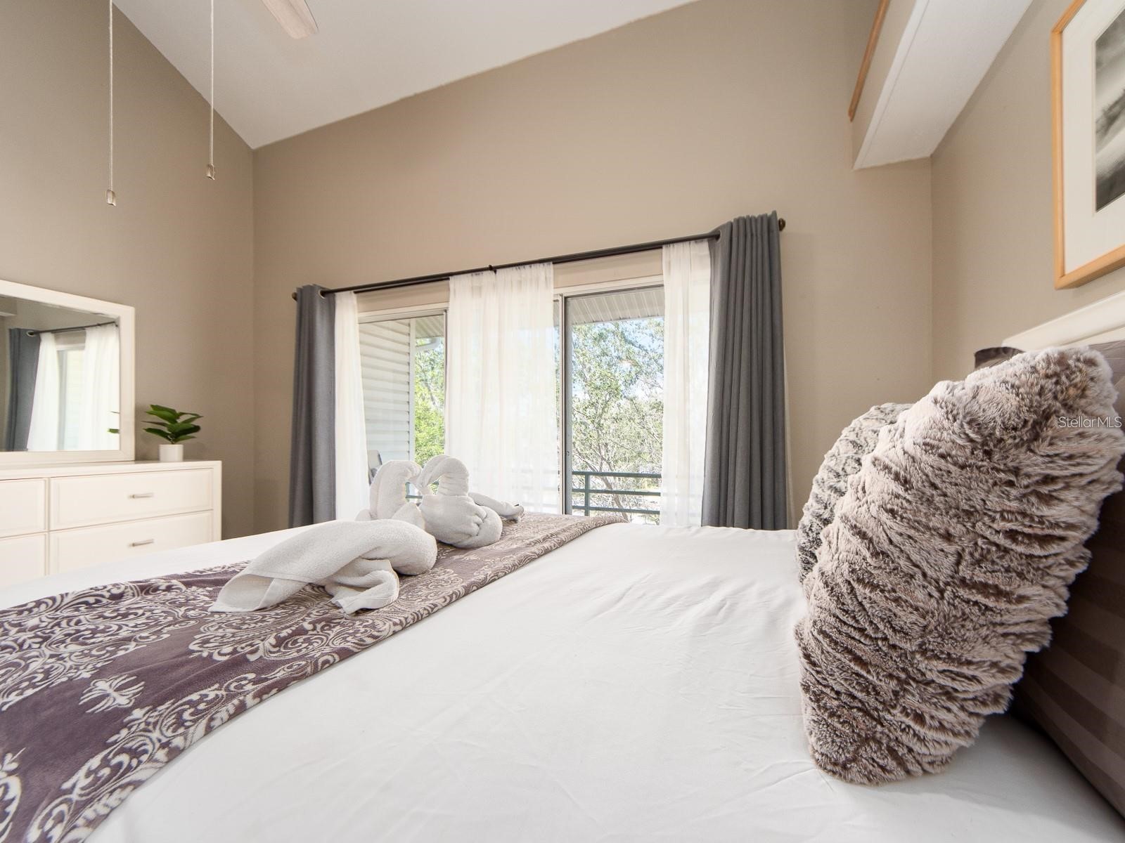 320 Island Way #606 Clearwater Beach FL 33767 TB8498418 image20